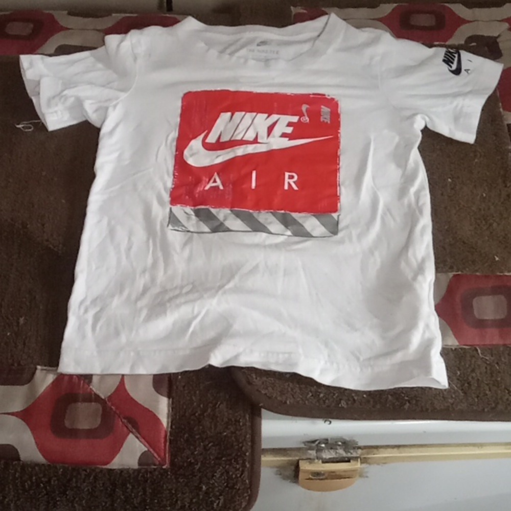 Toddler nike shirt